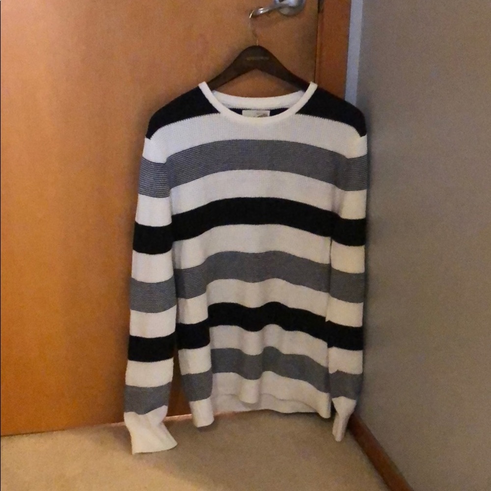Men’s sweater